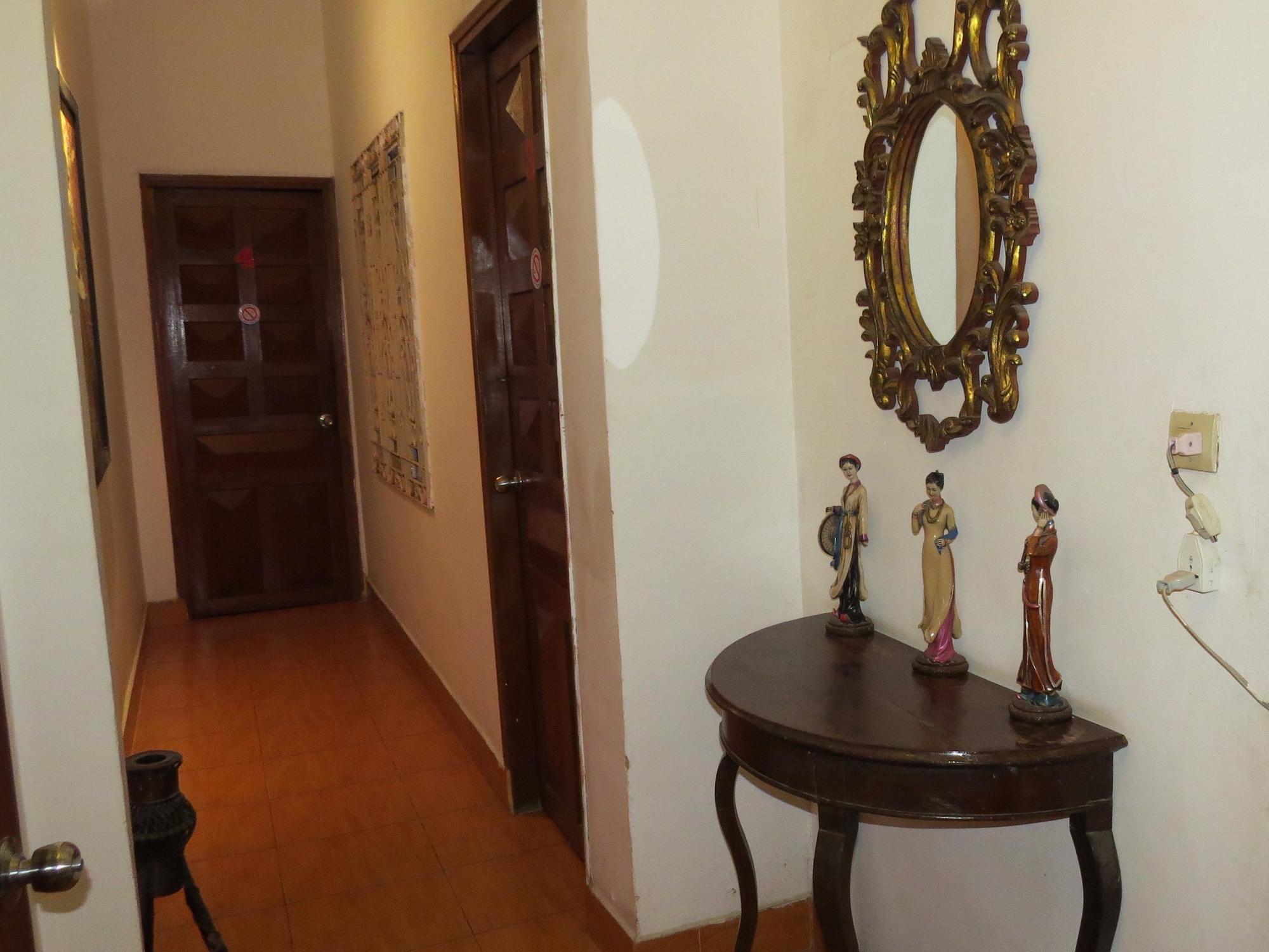 Goldie Guesthouse Phnompen Kültér fotó